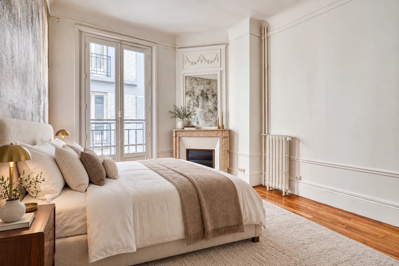 Chambre avec cheminée en marbre en aménagement virtuel — Projet · vue d’artiste