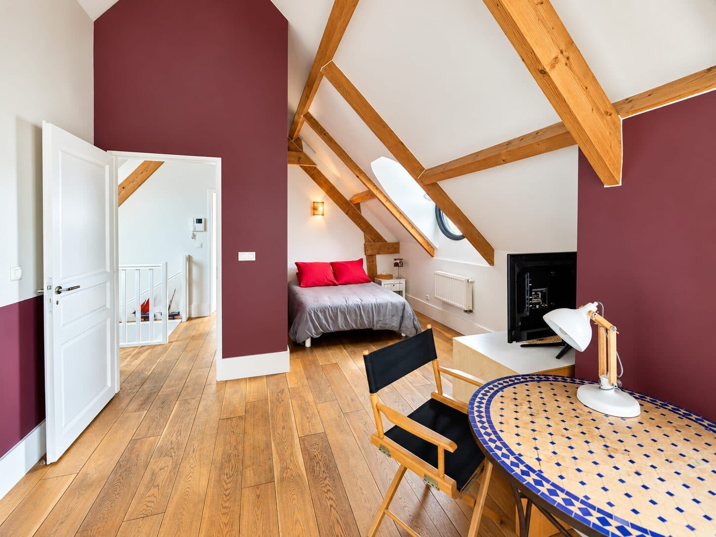 Sole agency - Family villa with exceptional volumes — photo 14