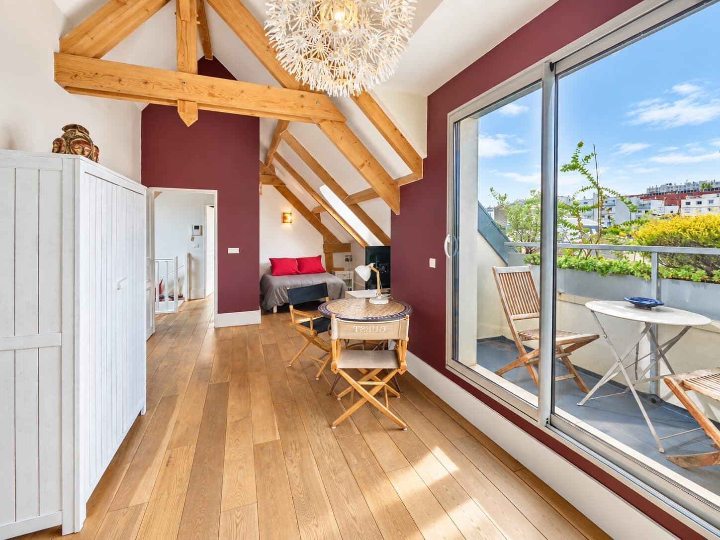 Sole agency - Family villa with exceptional volumes — photo 15