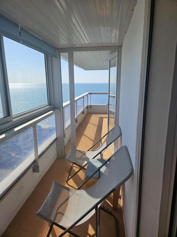 T3 71m² • Vue mer panoramique • Corniche 8e étage • Cave & Parking — photo 2