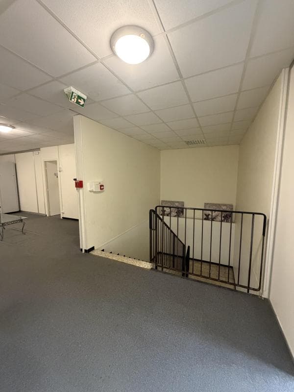 Plateau de bureaux 280 m² - Montigny-le-Bretonneux — photo 6