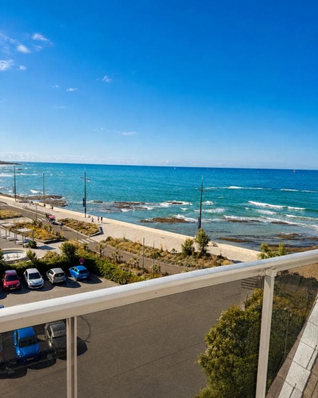 T3 apartment with panoramic sea view - top floor - Les Sables-d'Olonne — photo 1