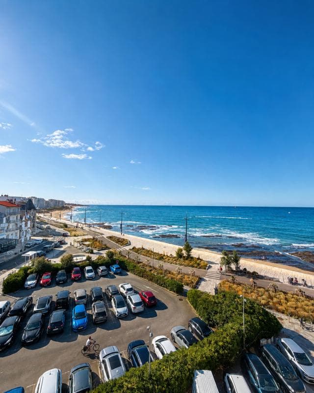 T3 apartment with panoramic sea view - top floor - Les Sables-d'Olonne — photo 5